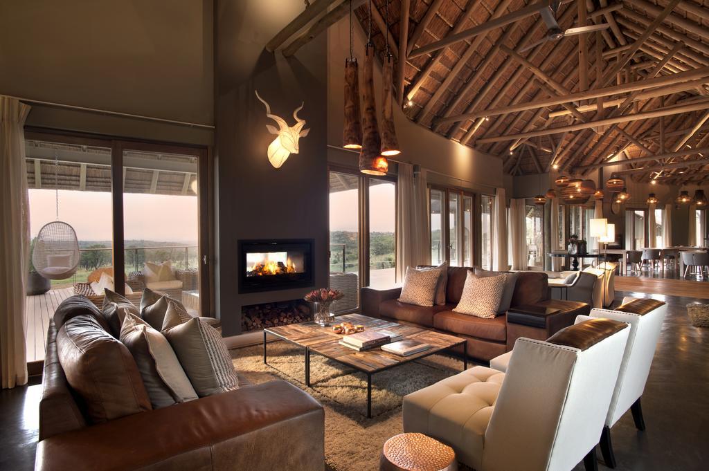 Mhondoro Safari Lodge & Villa Welgevonden Game Reserve Exterior photo